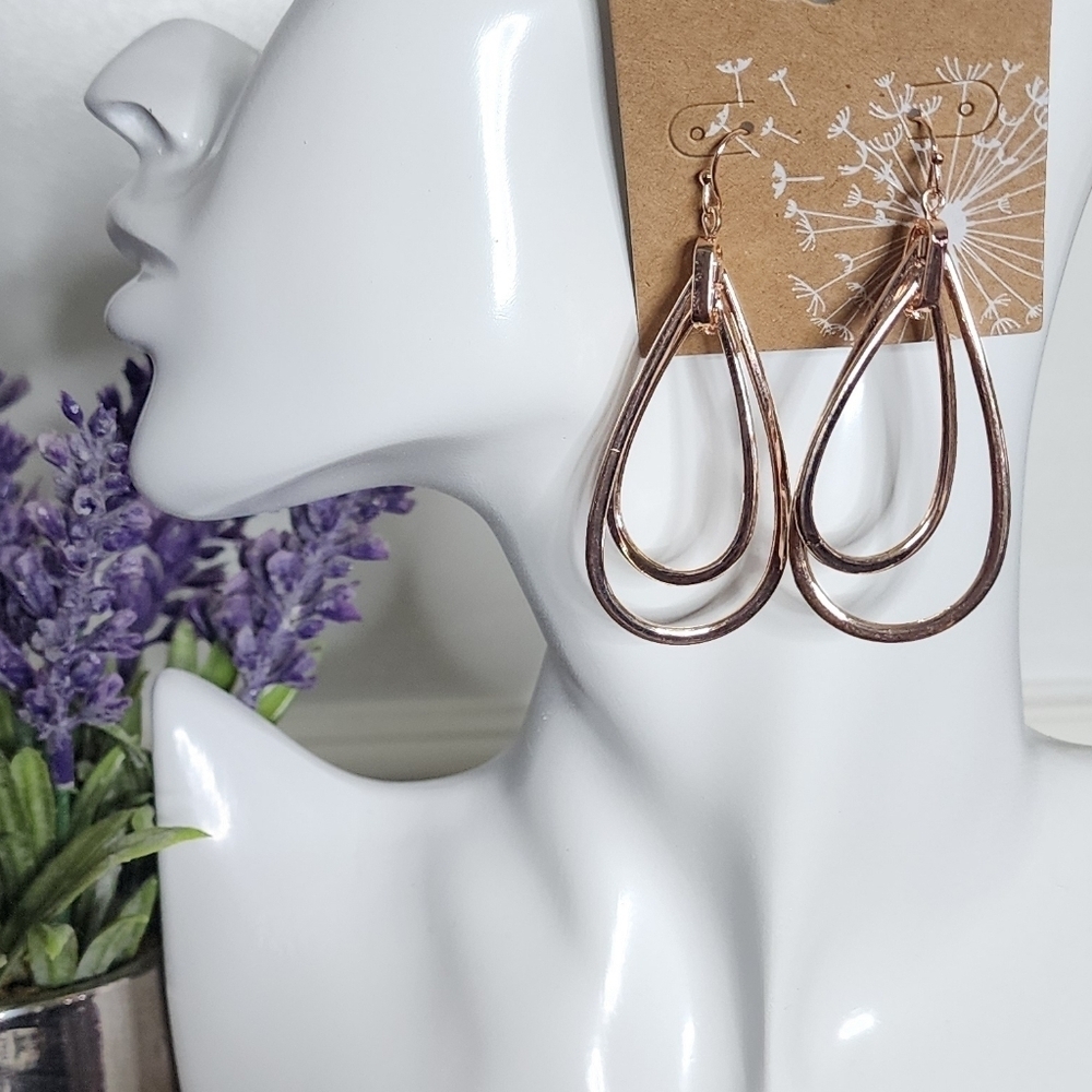 Elegant Rose Gold Teardrop Earrings